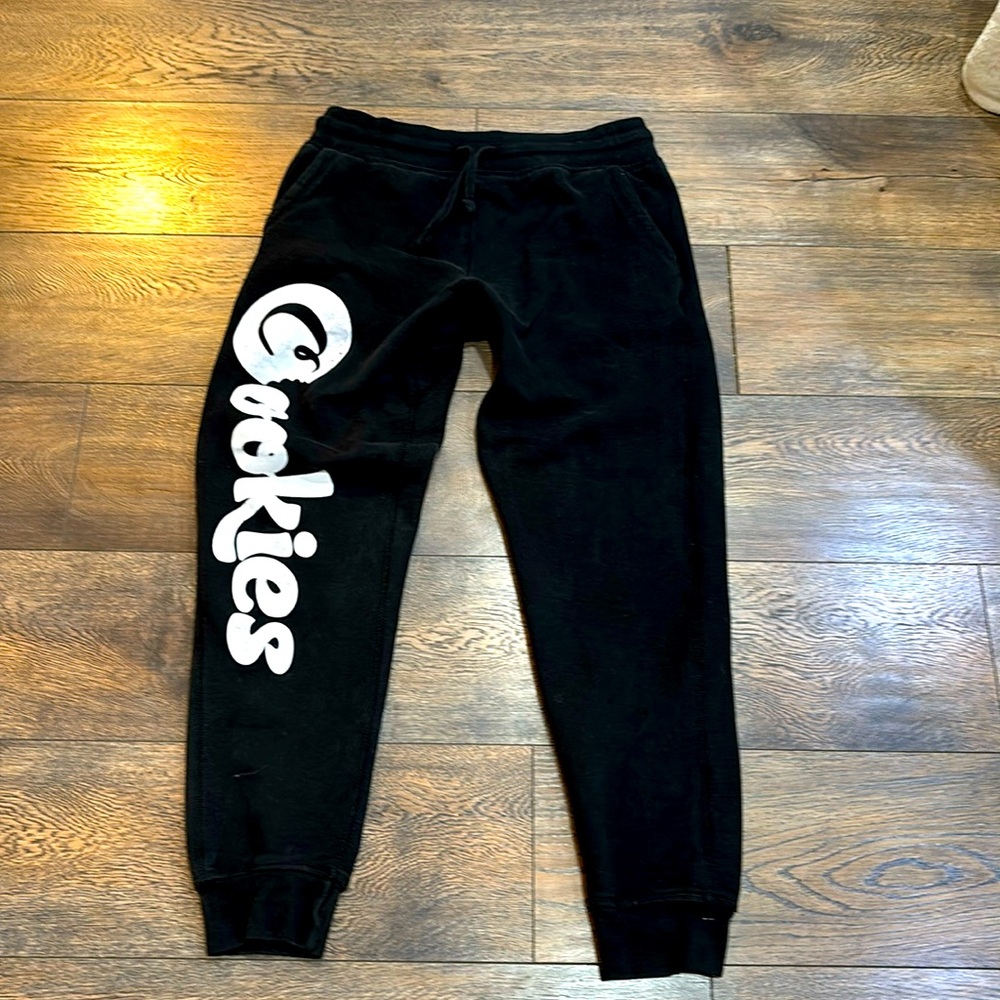 Cookies, sweatpants, black extra large